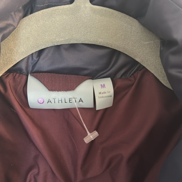 Athleta Navy Blue Puffer Jacket Size M Medium Rose Gold Zipper - Picture 4 of 9
